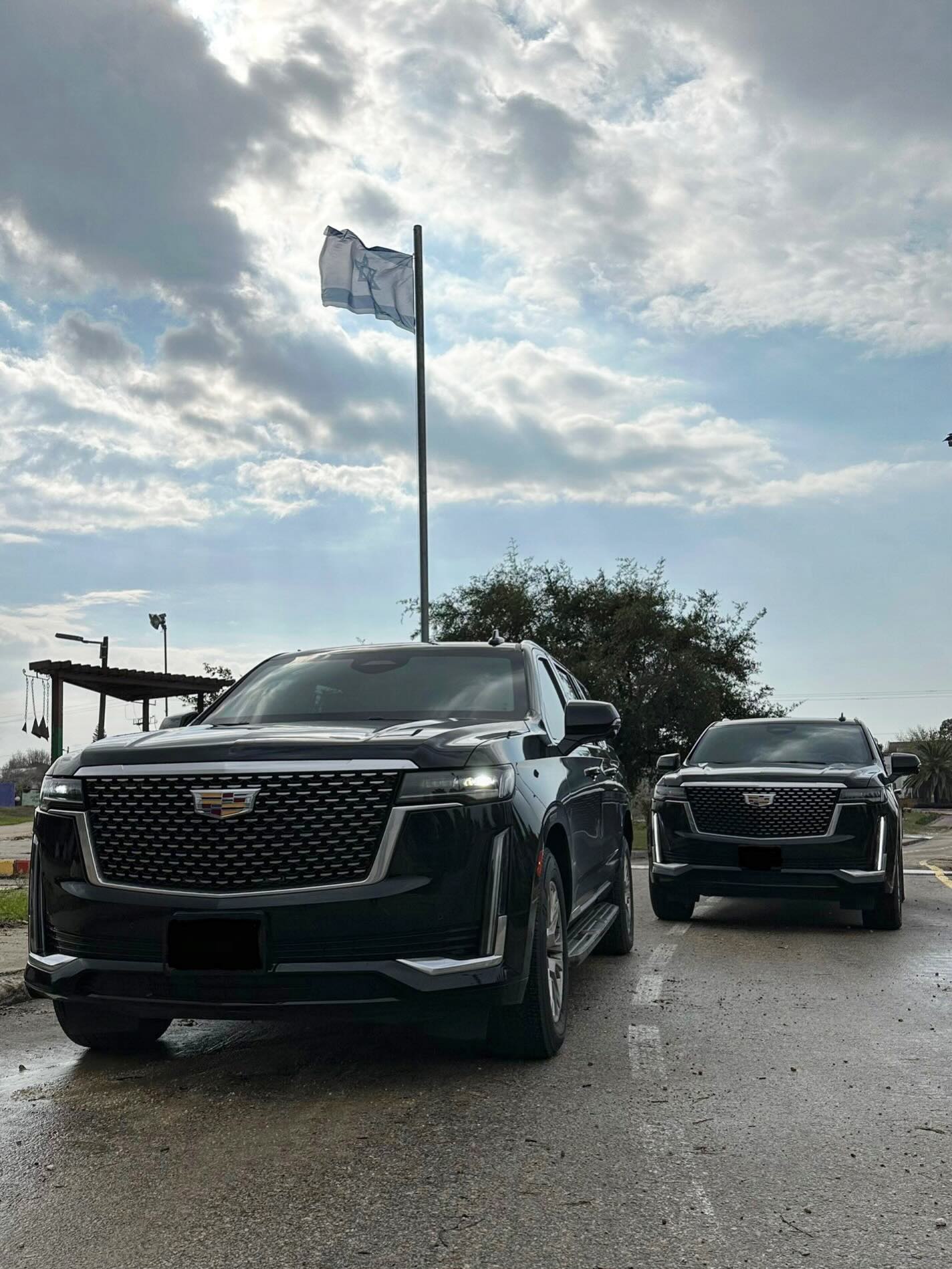 911VIP-premium protection, anywhere. 🛡️🇮🇱

#bulletproof  #israel #gaza #suv #protection